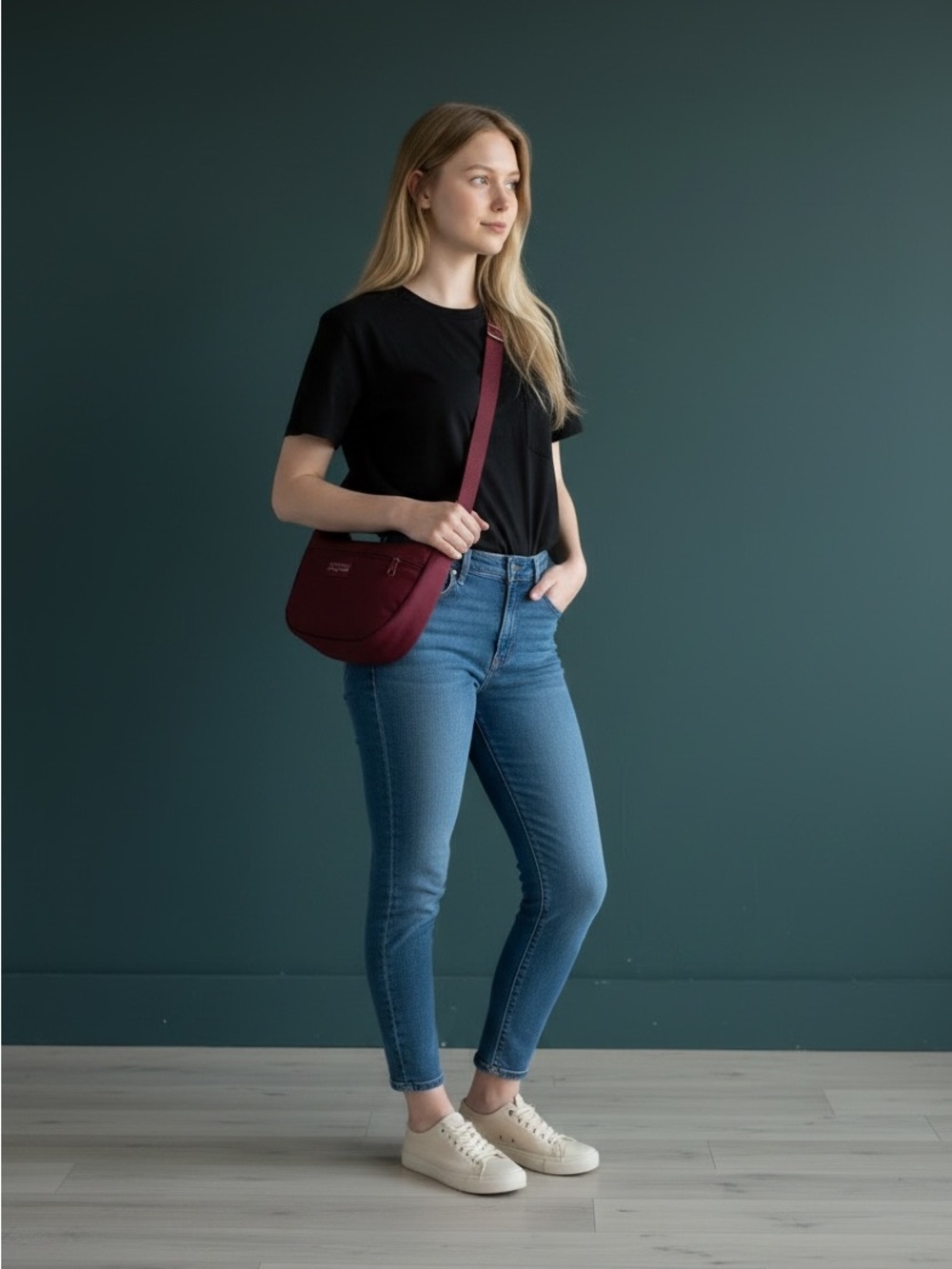 JanSport Unphased Large Burgandy Crossbody Travel Bag Luggage Sleeve